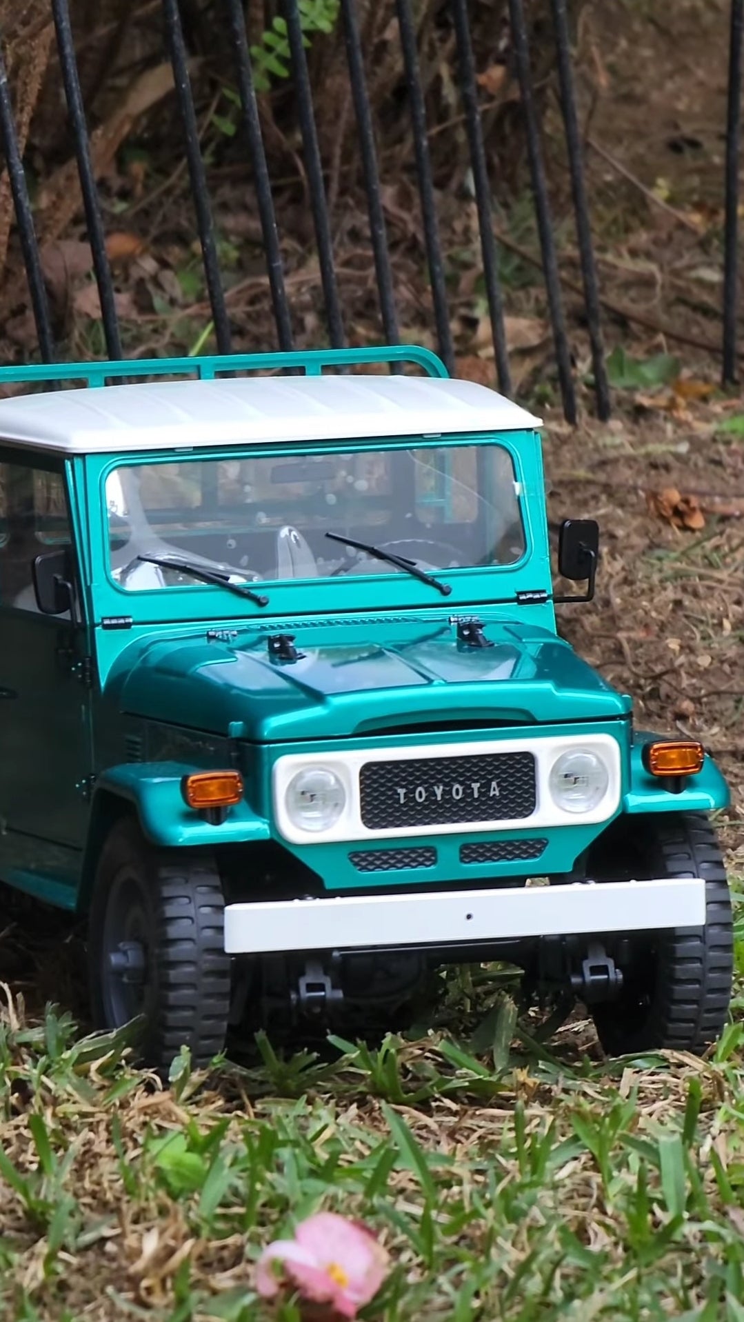 Land cruiser FJ45 1:12